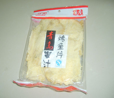 青岛蜜汁烤鱼片 青岛食品;青岛食品;青岛食品;烧烤鱿鱼;烧烤黄花鱼;鱿鱼丝;绿岭食品;青岛绿岭;烤鳕鱼;鳕鱼丝;辣烤鳕鱼;烤虾皮; 绿岭--青岛绿领食品有限公司